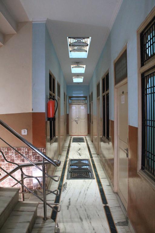 Krishnam Guest House Mathura Kültér fotó