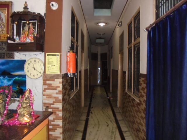 Krishnam Guest House Mathura Kültér fotó