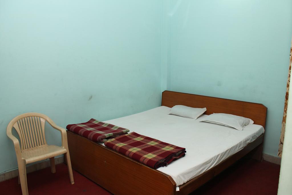 Krishnam Guest House Mathura Kültér fotó