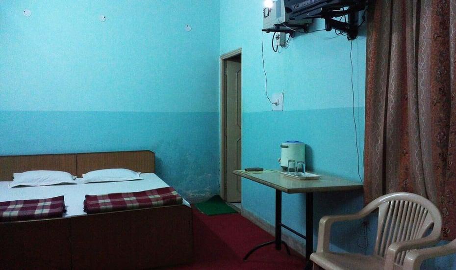 Krishnam Guest House Mathura Kültér fotó